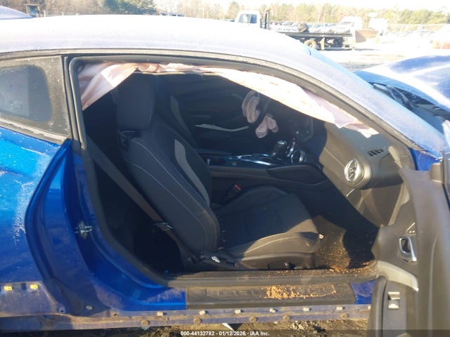 Chevrolet Camaro 1lt 2018 1G1FB1RS6J0100337 Image 5