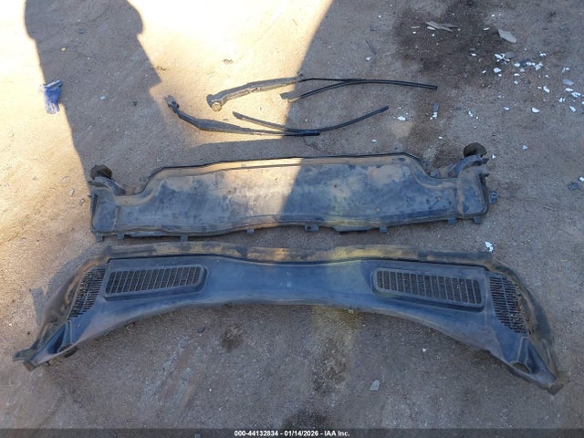 1FMCU9G9XHUB79559 Ford ESCAPE SE