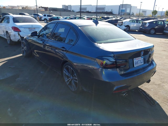 2016 BMW 340I WBA8B3G55GNT62402 Photo 2