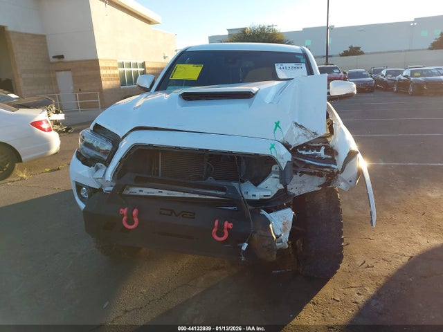 3TMDZ5BN6NM122217 Toyota Tacoma Trd Sport