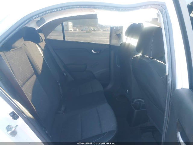3KPA25AB7JE093779 KIA RIO LX