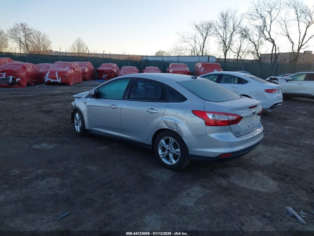 2014 FORD FOCUS 1FADP3F25EL146767 Photo 2