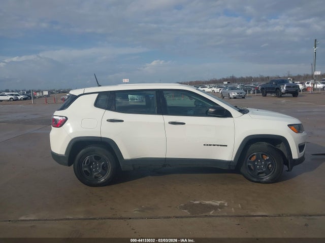 3C4NJCABXJT263346 Jeep Compass Sport Fwd