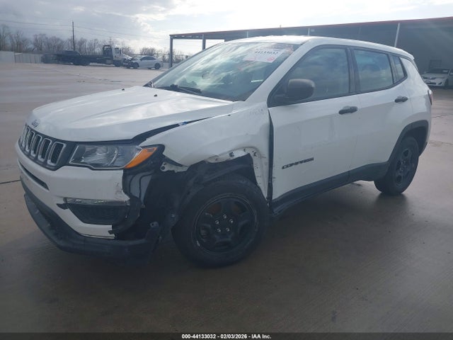 3C4NJCABXJT263346 Jeep Compass Sport Fwd