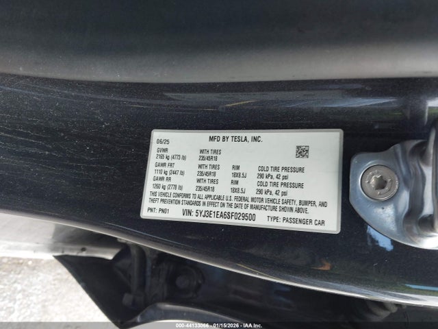 2025 TESLA MODEL 3 5YJ3E1EA6SF029500 Photo 8
