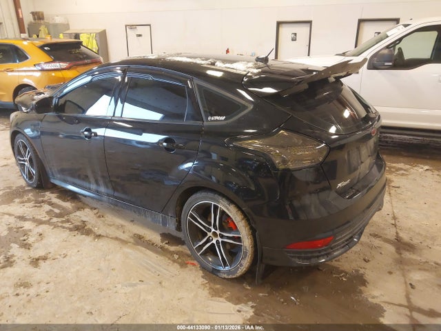 2017 FORD FOCUS ST 1FADP3L9XHL282186 Photo 2