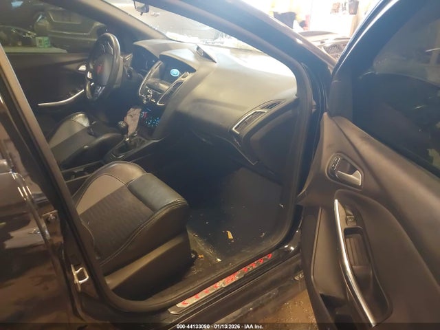 2017 FORD FOCUS ST 1FADP3L9XHL282186 Photo 4