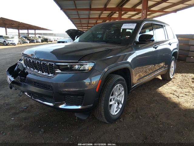 1C4RJJAG0P8770393 Jeep Grand Cherokee L Laredo 4x2