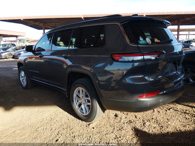 1C4RJJAG0P8770393 Jeep Grand Cherokee L Laredo 4x2
