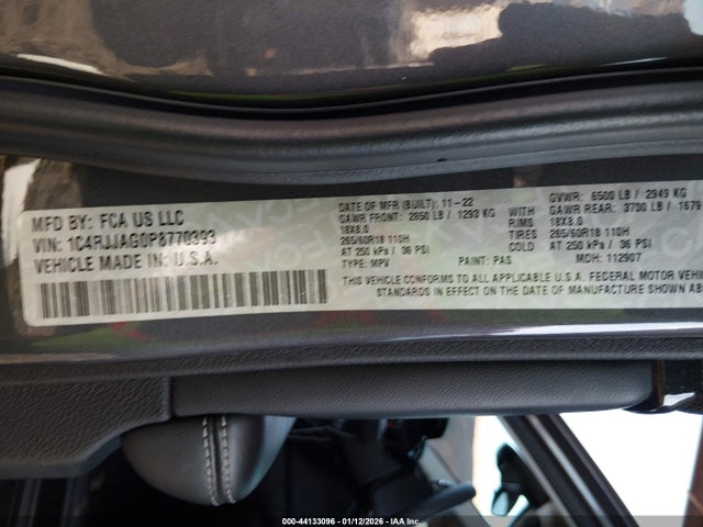 1C4RJJAG0P8770393 Jeep Grand Cherokee L Laredo 4x2