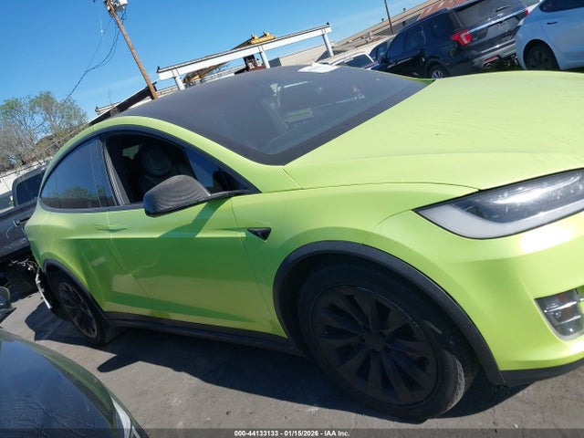 5YJXCBE22HF053730 Tesla Model X 100d/75d/90d