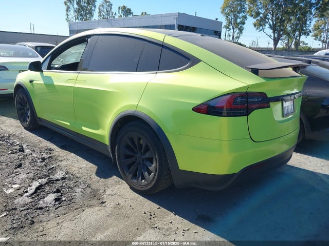 2017 TESLA MODEL X 5YJXCBE22HF053730 Photo 2