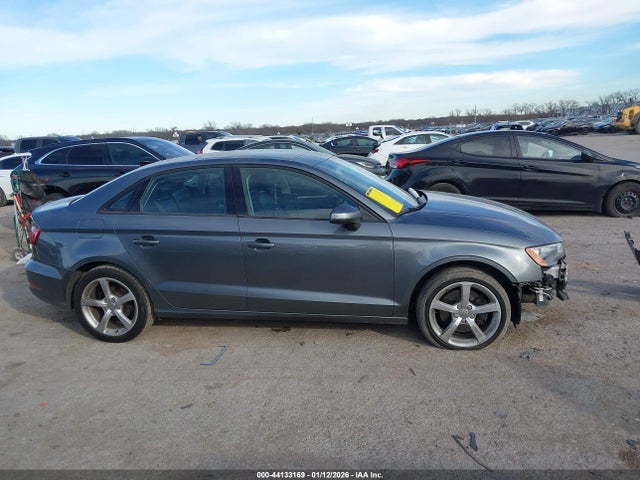 Aukcja sprzedaży 2015 Audi A3 2.0t Premium, vin: WAUBFGFF0F1001824, numer aukcji: 44133169