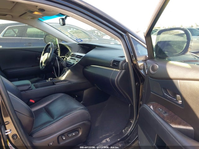 44133196 :رقم المزاد ، 2T2ZK1BA3DC101103 vin ، 2013 Lexus Rx 350 مزاد بيع