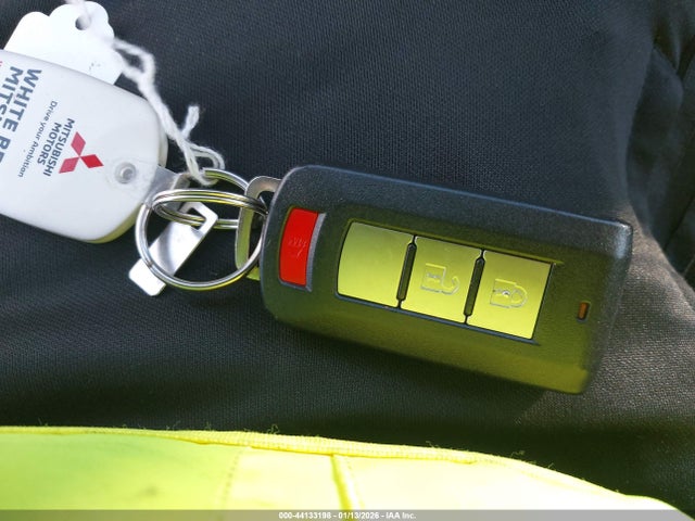 2020 MITSUBISHI OUTLANDER JA4AZ3A37LZ039263 Photo 10