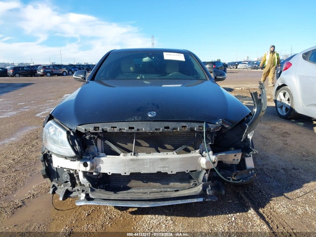 2018 Mercedes-benz C 300 მანქანა იყიდება აუქციონზე, vin: 55SWF4JB1JU239297, აუქციონის ნომერი: 44133217