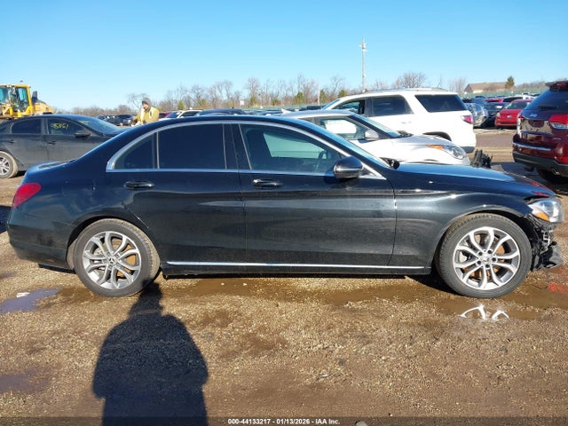 2018 Mercedes-benz C 300 მანქანა იყიდება აუქციონზე, vin: 55SWF4JB1JU239297, აუქციონის ნომერი: 44133217