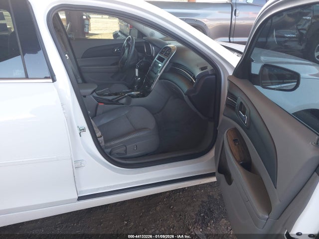 1G11C5SL8EF163895 Chevrolet MALIBU 1LT