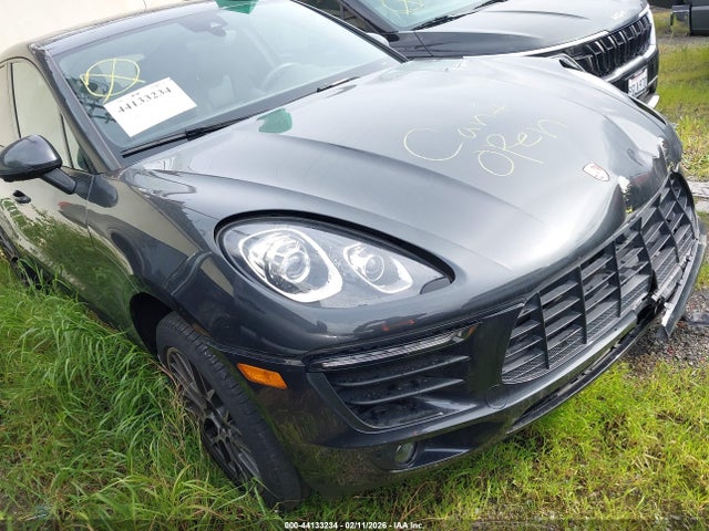 2018 PORSCHE MACAN WP1AA2A56JLB03073 Photo 0