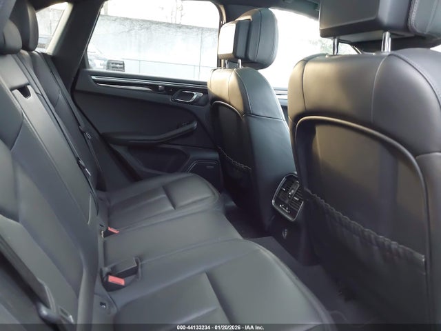 2018 PORSCHE MACAN WP1AA2A56JLB03073 Photo 7