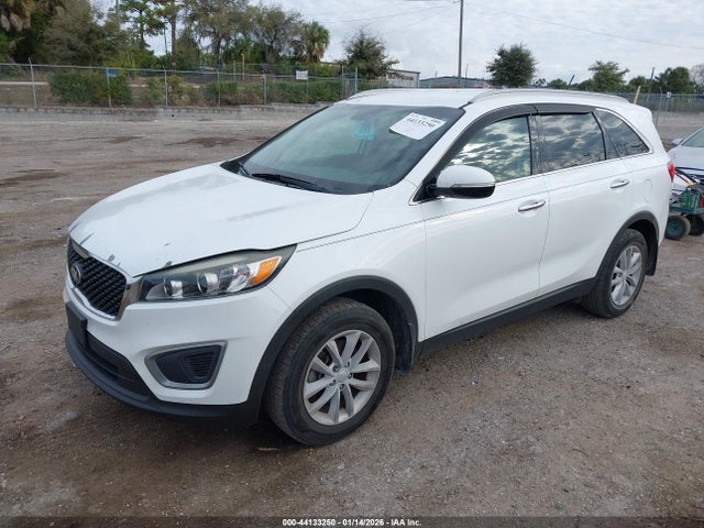 2017 KIA SORENTO 5XYPG4A37HG278605 Photo 1