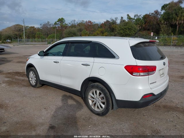 2017 KIA SORENTO 5XYPG4A37HG278605 Photo 2