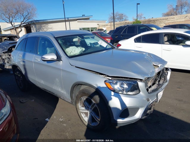 WDC0G4JB7GF111861 Mercedes-Benz GLC 300