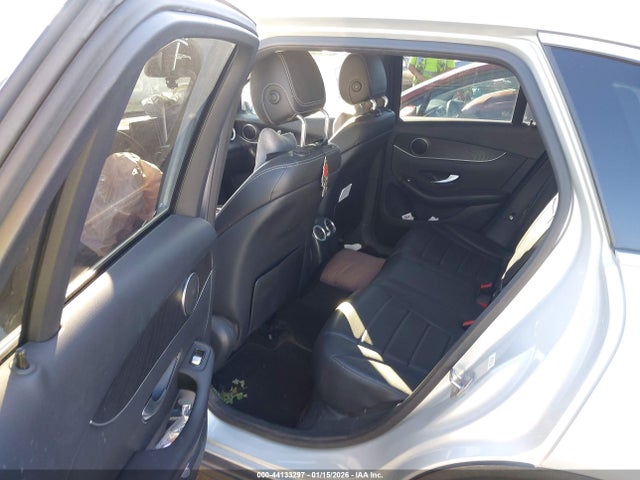 WDC0G4JB7GF111861 Mercedes-Benz GLC 300