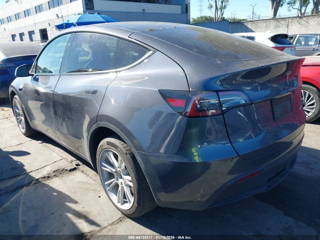 2023 TESLA MODEL Y 7SAYGDEE4PF855163 Photo 2
