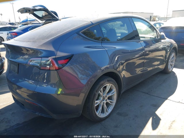2023 TESLA MODEL Y 7SAYGDEE4PF855163 Photo 3