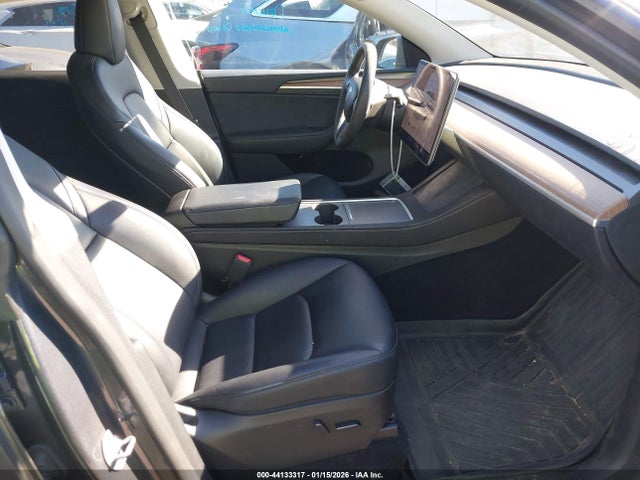 2023 TESLA MODEL Y 7SAYGDEE4PF855163 Photo 4
