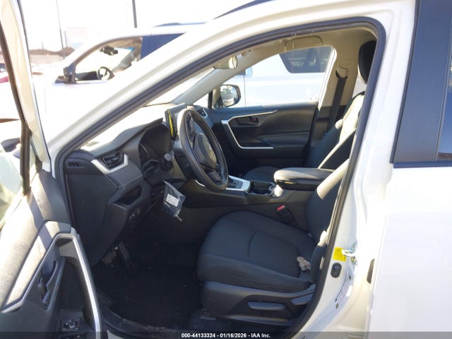 Toyota RAV4 LE 2021 2T3H1RFV4MC117381 Image 5