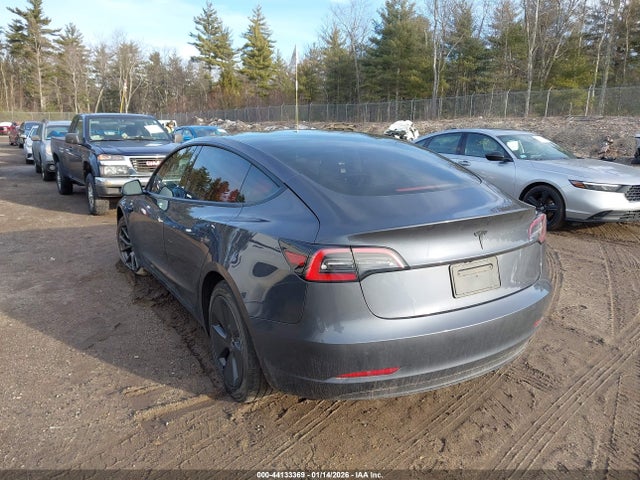 2023 TESLA MODEL 3 5YJ3E1EAXPF604334 Photo 2