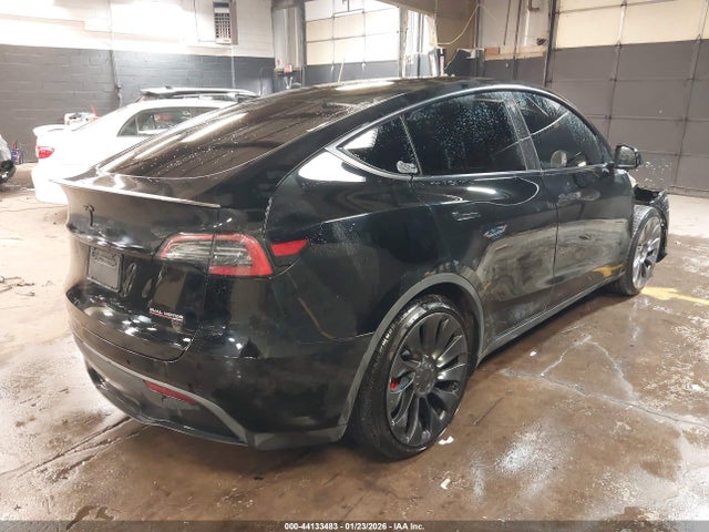 Продажа на аукционе авто 2022 Tesla Model Y Performance Dual Motor All-wheel Drive, vin: 7SAYGDEF2NF531053, номер лота: 44133483