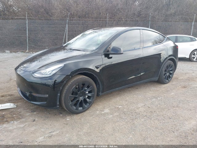 2021 TESLA MODEL Y 5YJYGDEE2MF078989 Photo 1