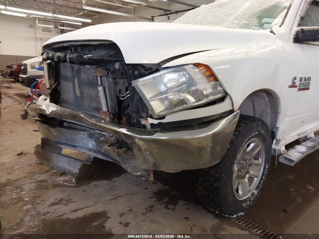 2014 Ram 2500 Tradesman მანქანა იყიდება აუქციონზე, vin: 3C6UR5HL4EG145233, აუქციონის ნომერი: 44133518