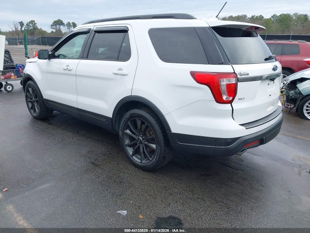 2018 FORD EXPLORER 1FM5K7D8XJGB52431 Photo 2