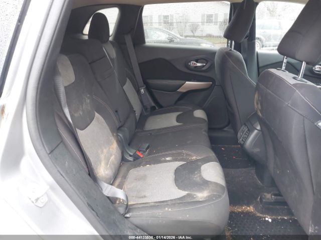 2017 JEEP CHEROKEE 1C4PJMAB4HW625139 Photo 7