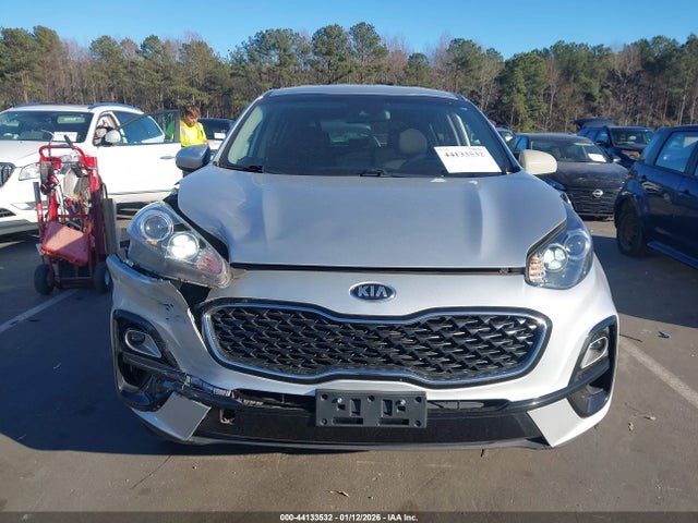 2020 Kia Sportage Lx მანქანა იყიდება აუქციონზე, vin: KNDPMCAC4L7737825, აუქციონის ნომერი: 44133532
