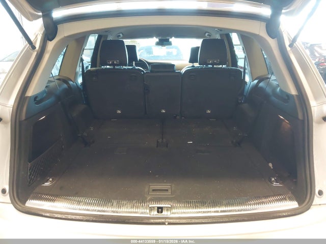 Продажа на аукционе авто 2015 Audi Q7 3.0t Premium, vin: WA1CGAFE6FD015552, номер лота: 44133559