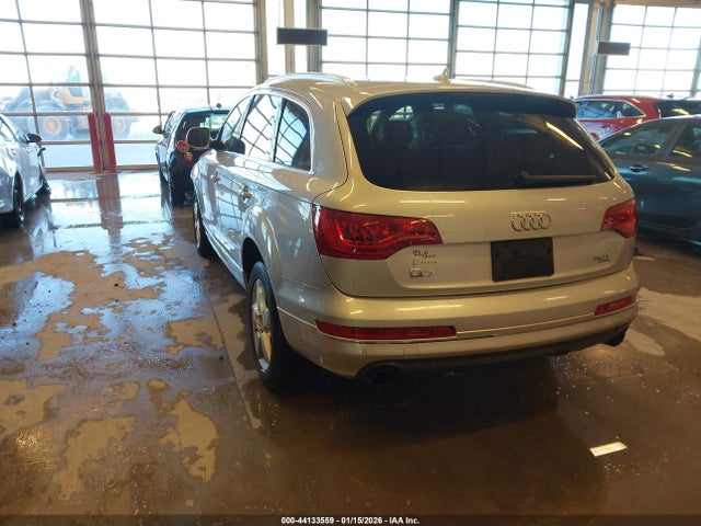 2015 AUDI Q7 WA1CGAFE6FD015552 Photo 2