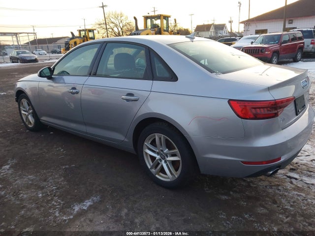 2017 AUDI A4 WAUANAF43HN043362 Photo 2