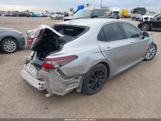 2022 TOYOTA CAMRY 4T1C11AK4NU649392 Photo 3