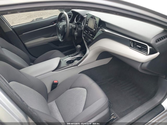 2022 TOYOTA CAMRY 4T1C11AK4NU649392 Photo 4