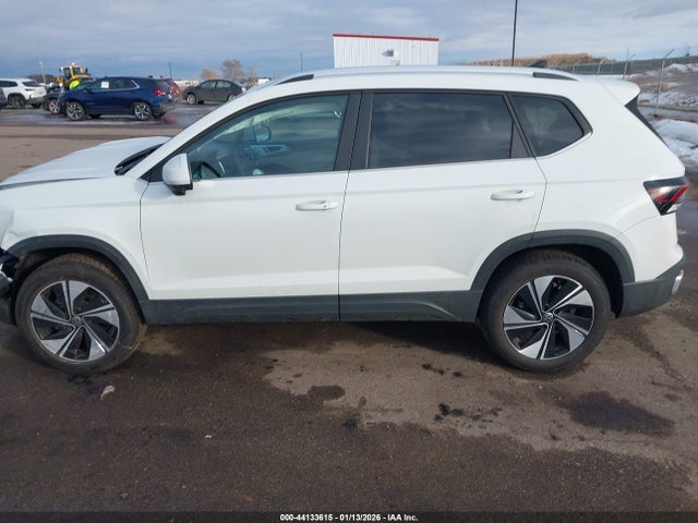 Продажа на аукционе авто 2025 Volkswagen Taos 1.5t Se, vin: 3VVVC7B21SM080074, номер лота: 44133615