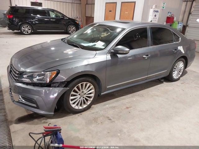 44133638 :رقم المزاد ، 1VWBT7A31GC027246 vin ، 2016 Volkswagen Passat 1.8t Se مزاد بيع