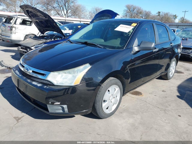 2011 FORD FOCUS 1FAHP3EN7BW126558 Photo 1