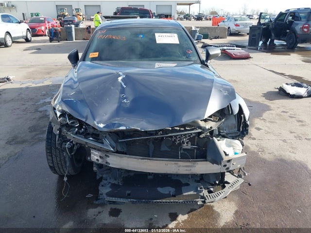 44133683 :رقم المزاد ، JTHBA1D28G5005479 vin ، 2016 Lexus Is 200t مزاد بيع