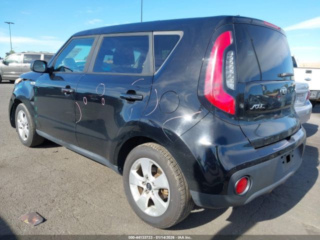 2018 KIA SOUL KNDJN2A27J7535207 Photo 2