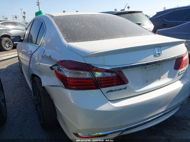 1HGCR2F17HA304805 Honda Accord Sport Se